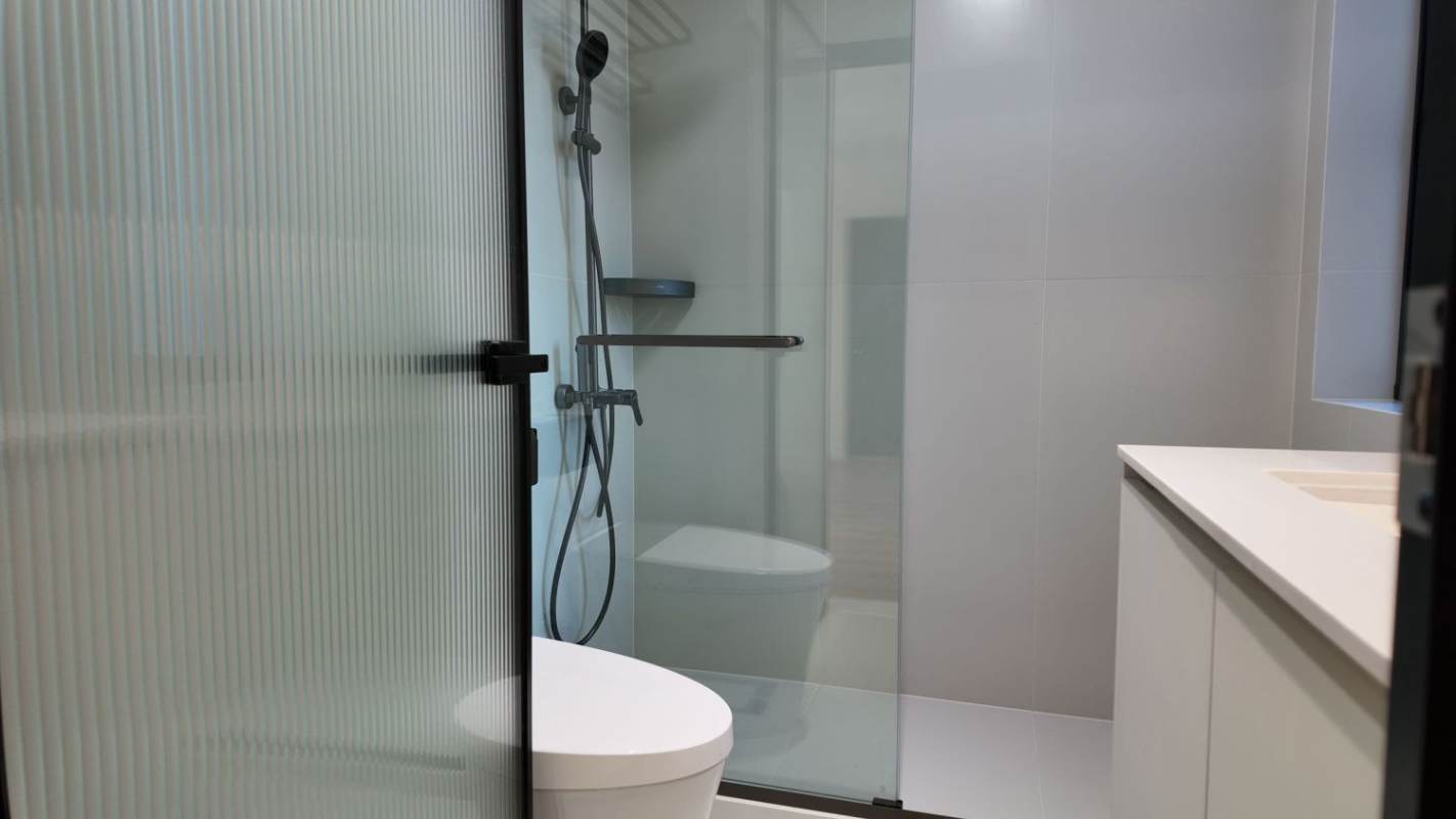 Housing image — Bathroom