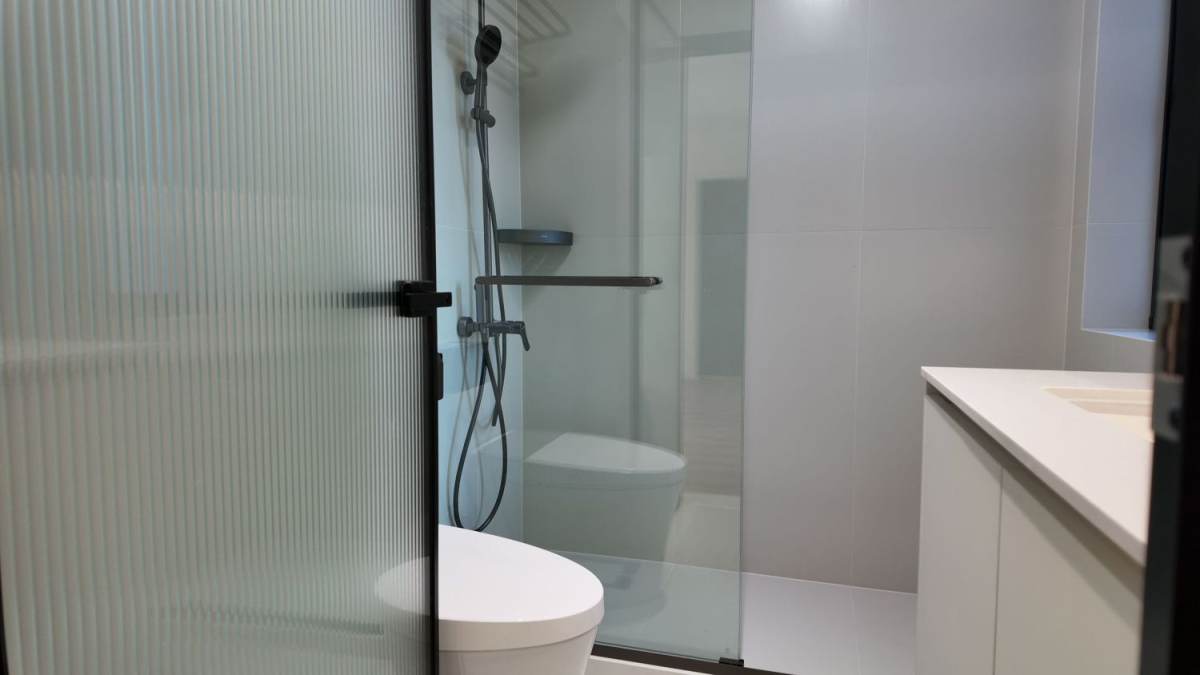 Housing image — Bathroom
