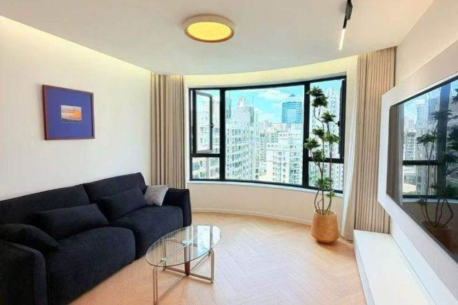 High-Floor 1BR Apartment at Da'an Garden (L13/L14)