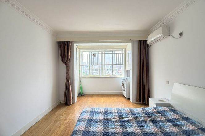 2BR Apartment in Old Xuhui (L1/L7/L9)