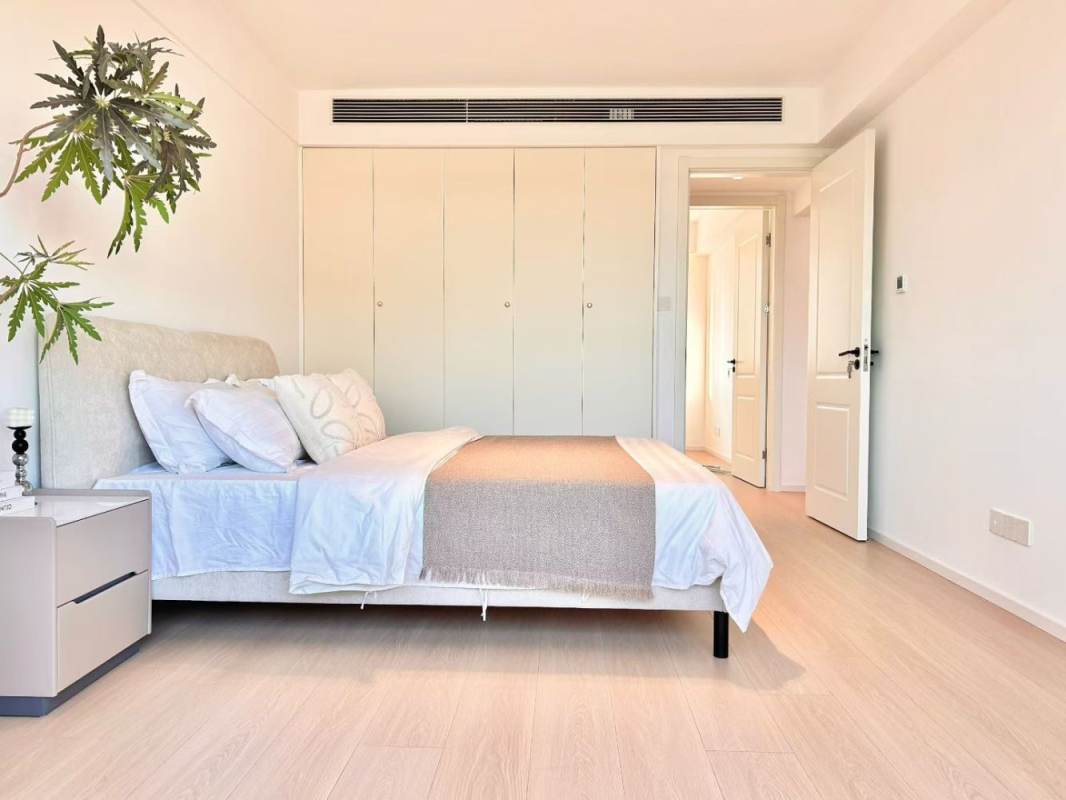 Housing image — Bedroom