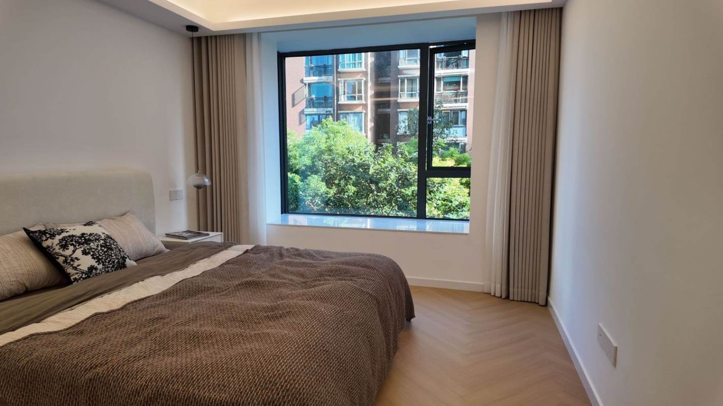 Housing image — Bedroom