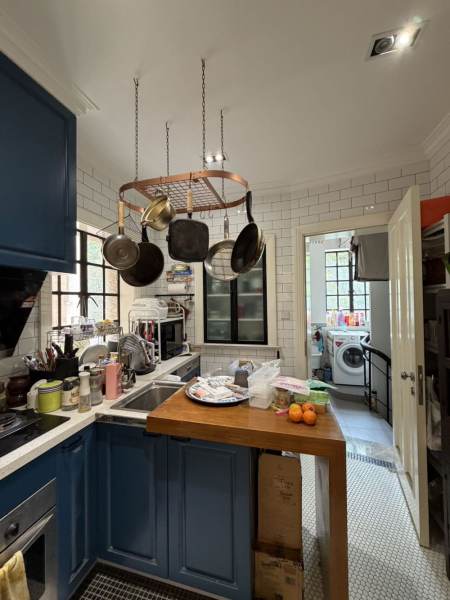 Housing image — Kitchen