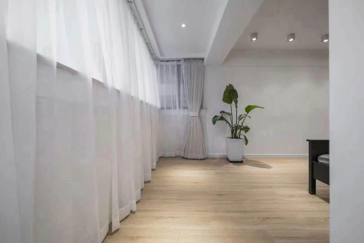 Housing image — Living Room