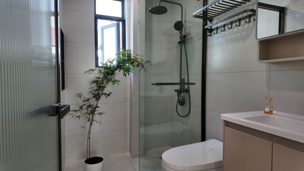 Housing image — Bathroom