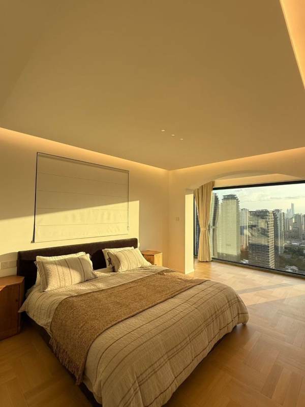 Housing image — Bedroom
