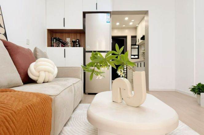 1BR Apartment in Jing'an