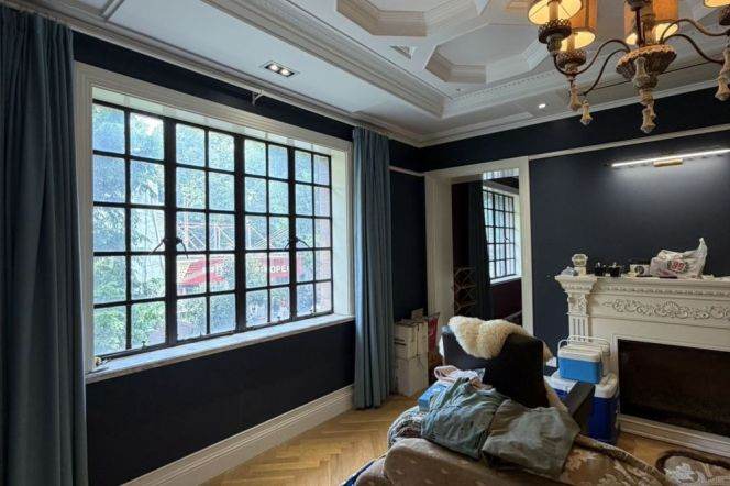 Spacious High-Ceiling 1BR Heritage Apartment in Old Xuhui with Green View (L1/L10/L12)