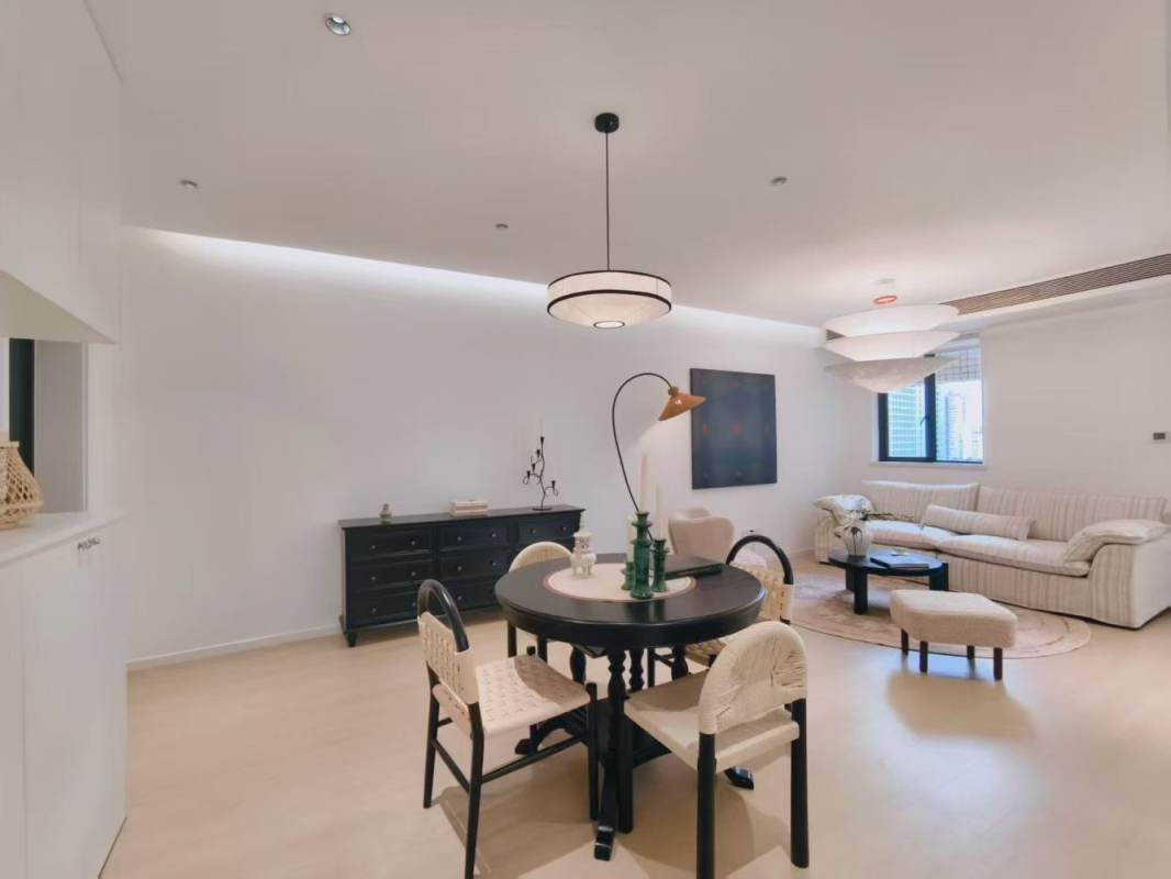 Housing image — Living Room