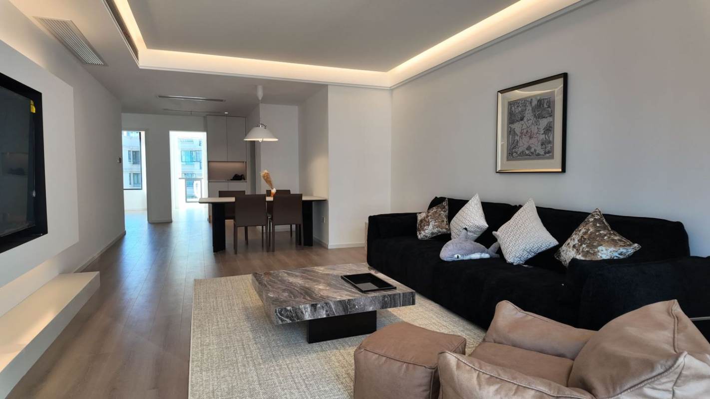 Housing image — Living Room