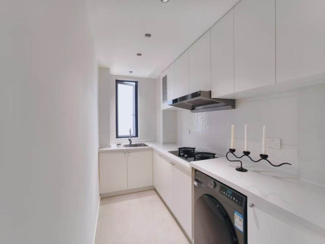 Housing image — Kitchen