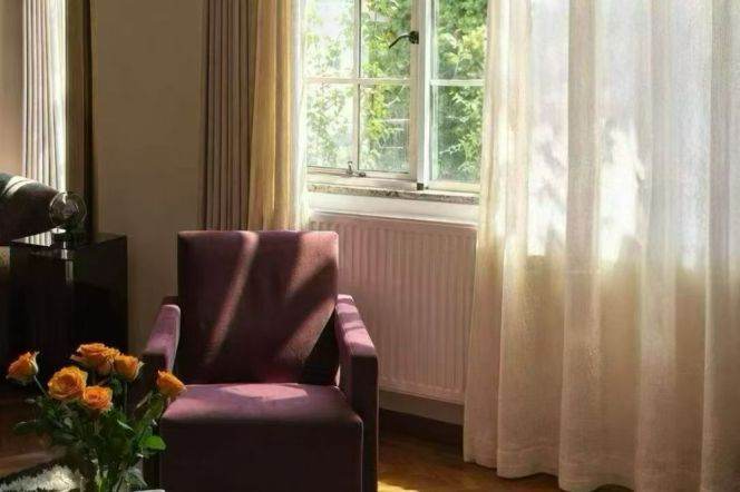 Spacious High-Ceiling 2BR Heritage Apartment in Old Xuhui with Outstanding View (L1/L7)