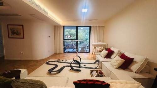 Housing image — Living Room