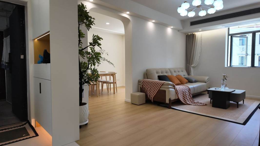 Housing image — Living Room