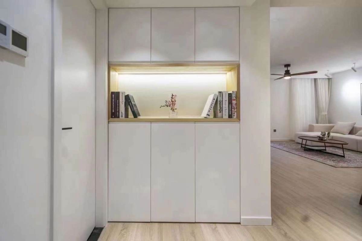 Housing image — Living Room