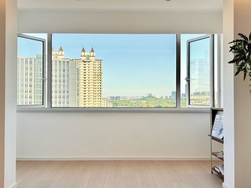 Housing image — Bedroom