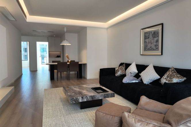 Spacious 2BR Apartment in Jing'an with Floor-to-Ceiling Windows (L13/L14)