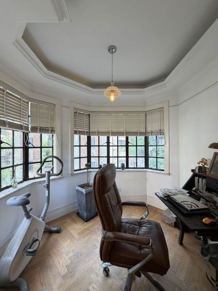 Housing image — Living Room