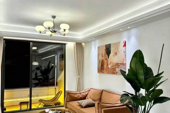 1BR Apartment in Xujiahui with Terrace