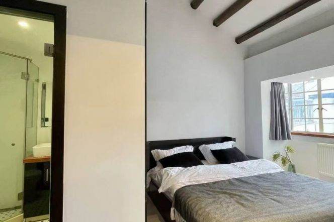 2BR Apartment near Nanjing Xi Lu (L2/L12/L13)