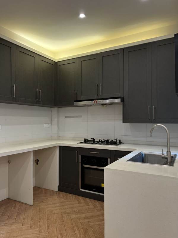 Housing image — Kitchen
