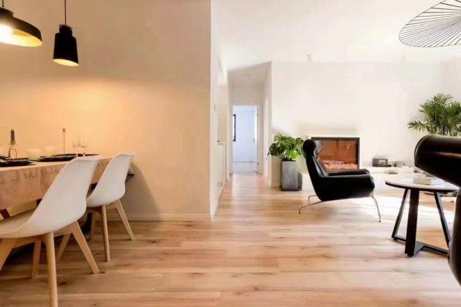 2BR Apartment near Nanjing Xi Lu (L2/L12/L13)