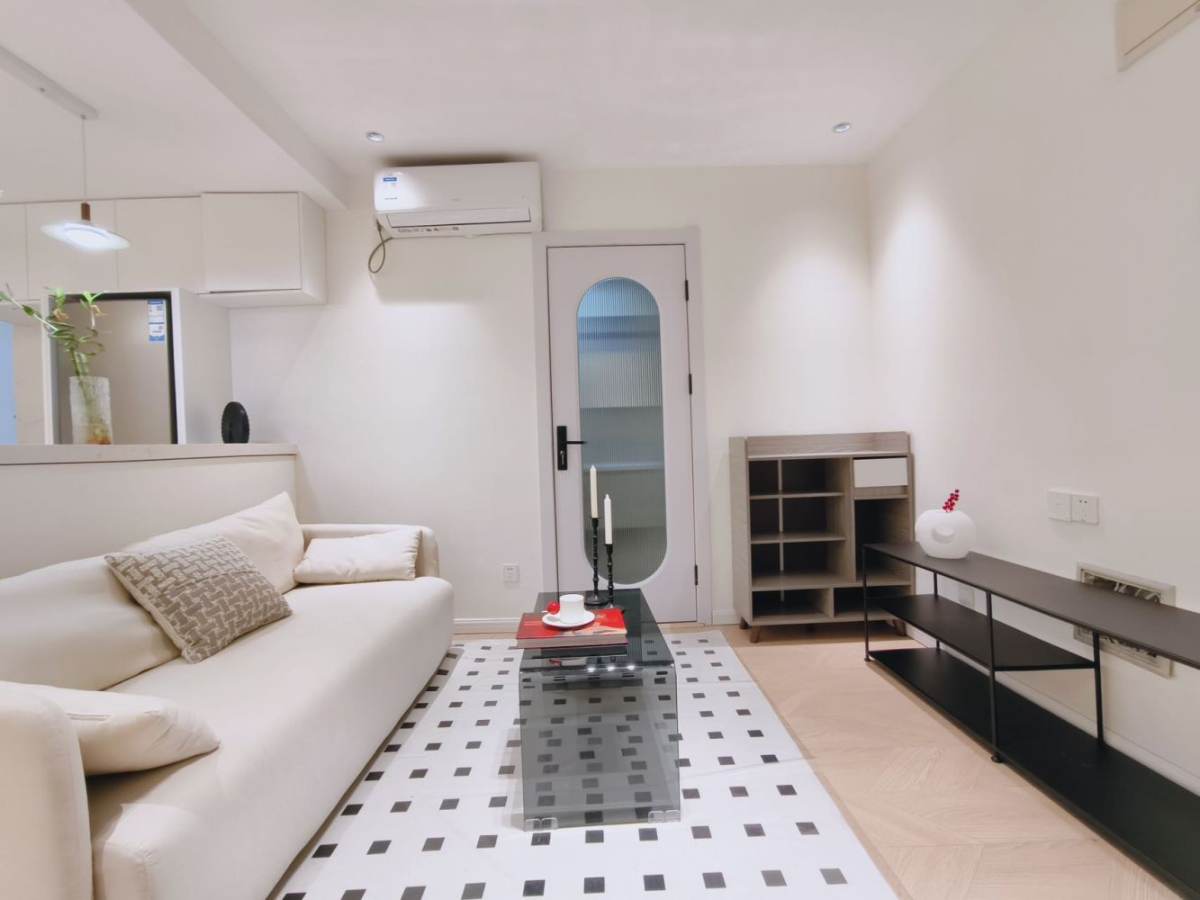 Housing image — Living Room