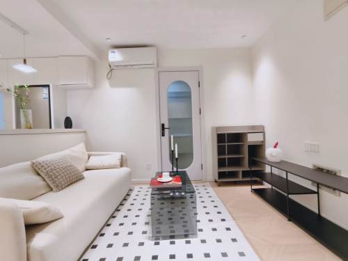 Housing image — Living Room