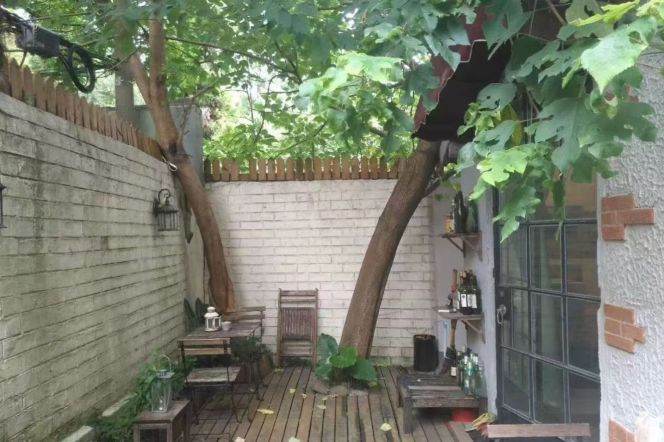 1BR Lane House in Old Xuhui with Terrace (L1)