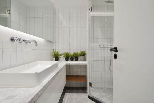 Housing image — Bathroom