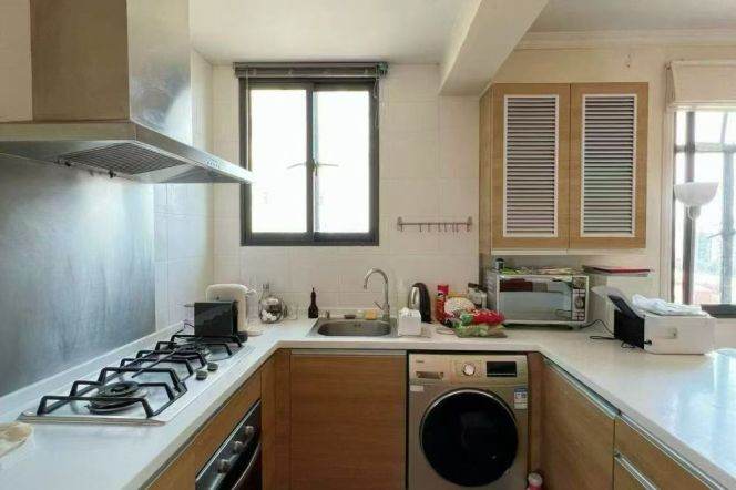 1BR Apartment in Old Xuhui (L1/L7/L9/L10)