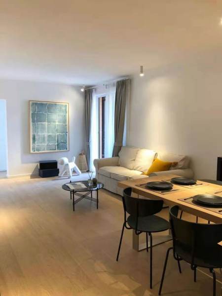Housing image — Living Room