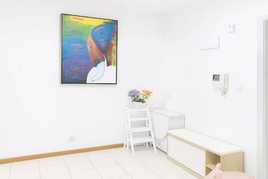 Housing image — Living Room