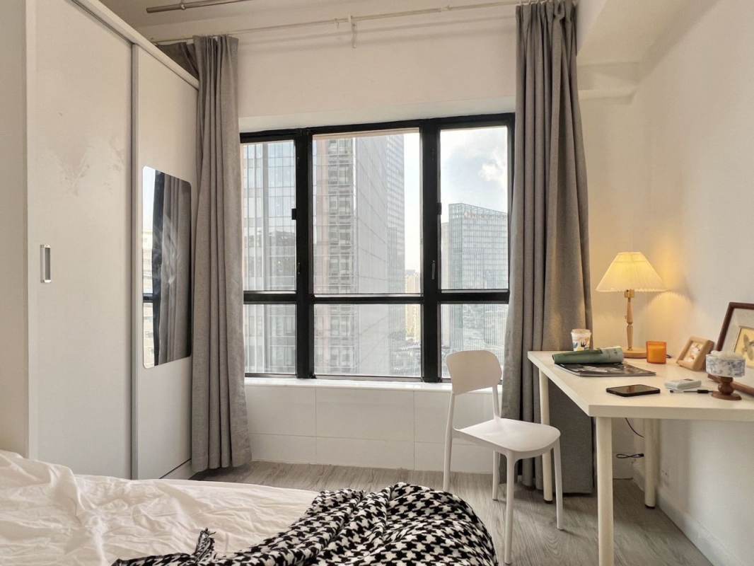 Housing image — Bedroom
