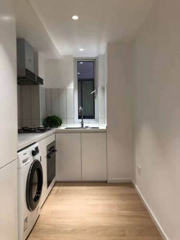 Housing image — Kitchen