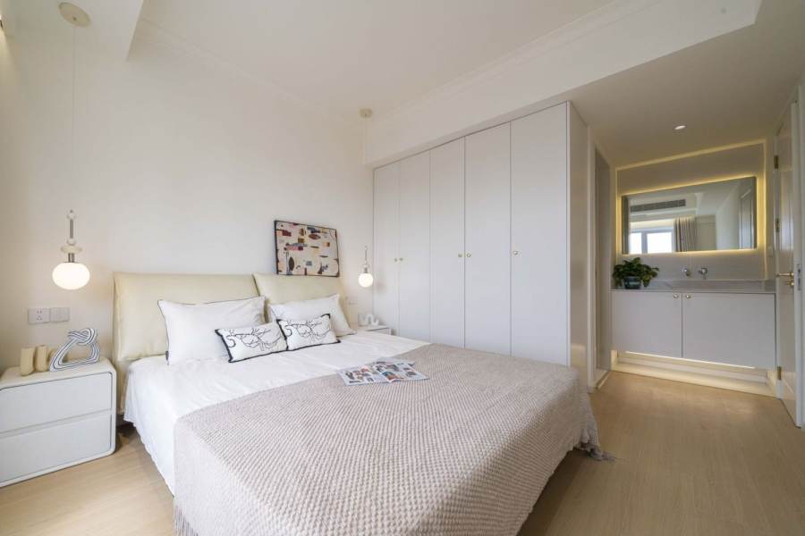 Housing image — Bedroom