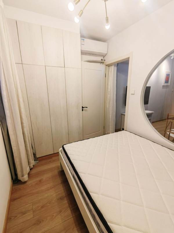 Housing image — Bedroom