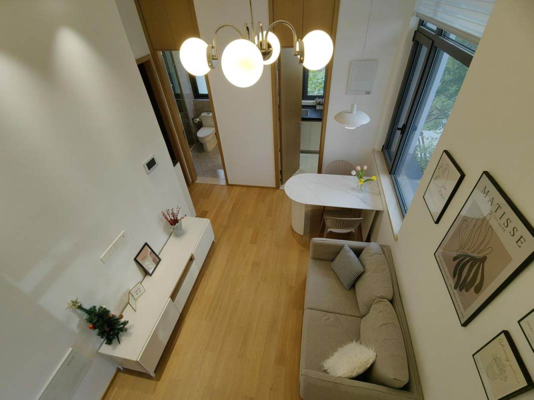 Housing image — Living Room