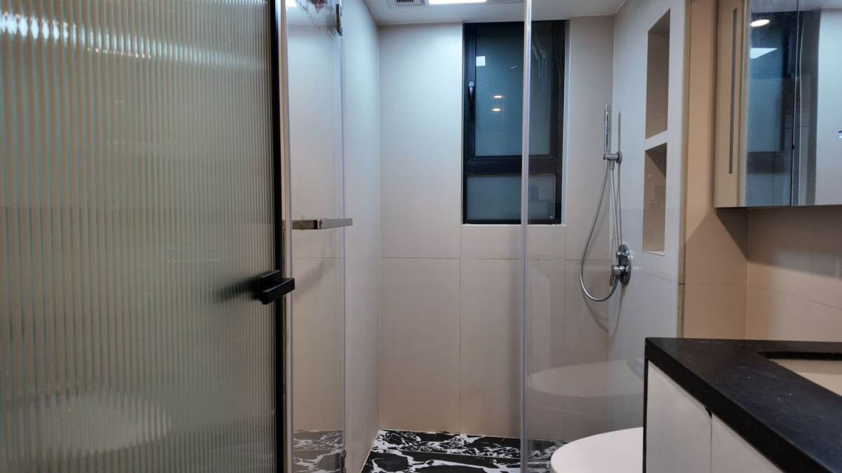 Housing image — Bathroom