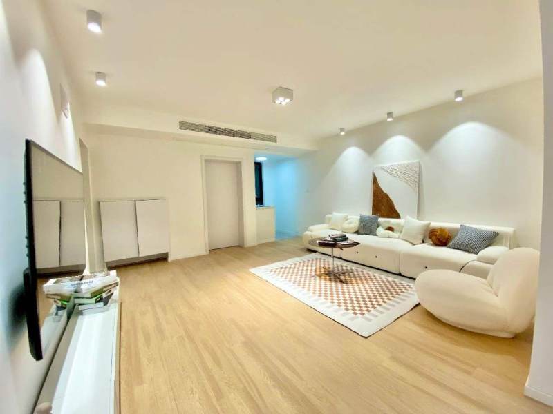Housing image — Living Room