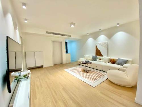 Housing image — Living Room