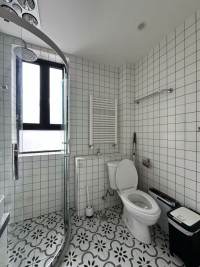 Housing image — Bathroom