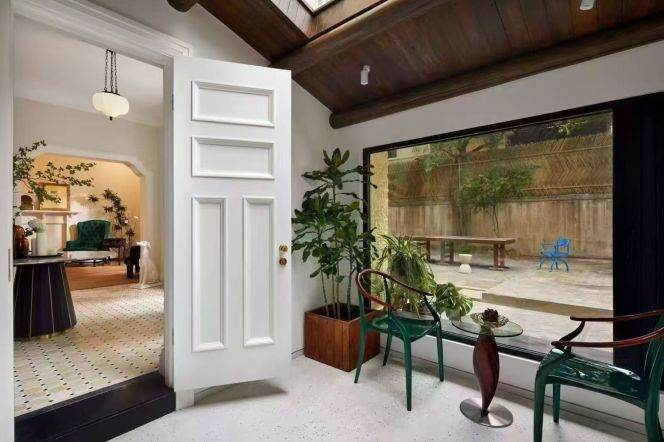 Spacious 5BR Apartment in Old Xuhui with Private Garden