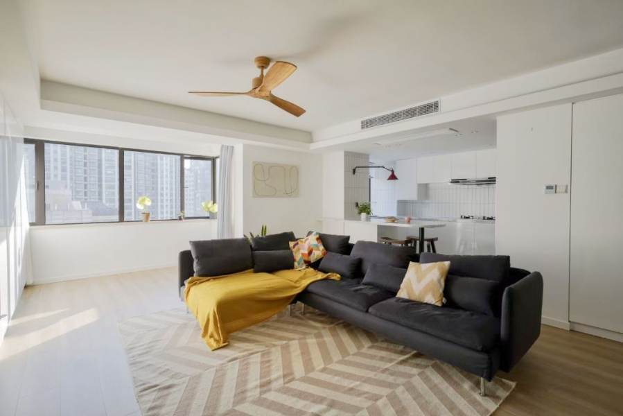 Housing image — Living Room