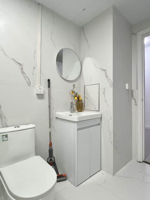 Housing image — Bathroom