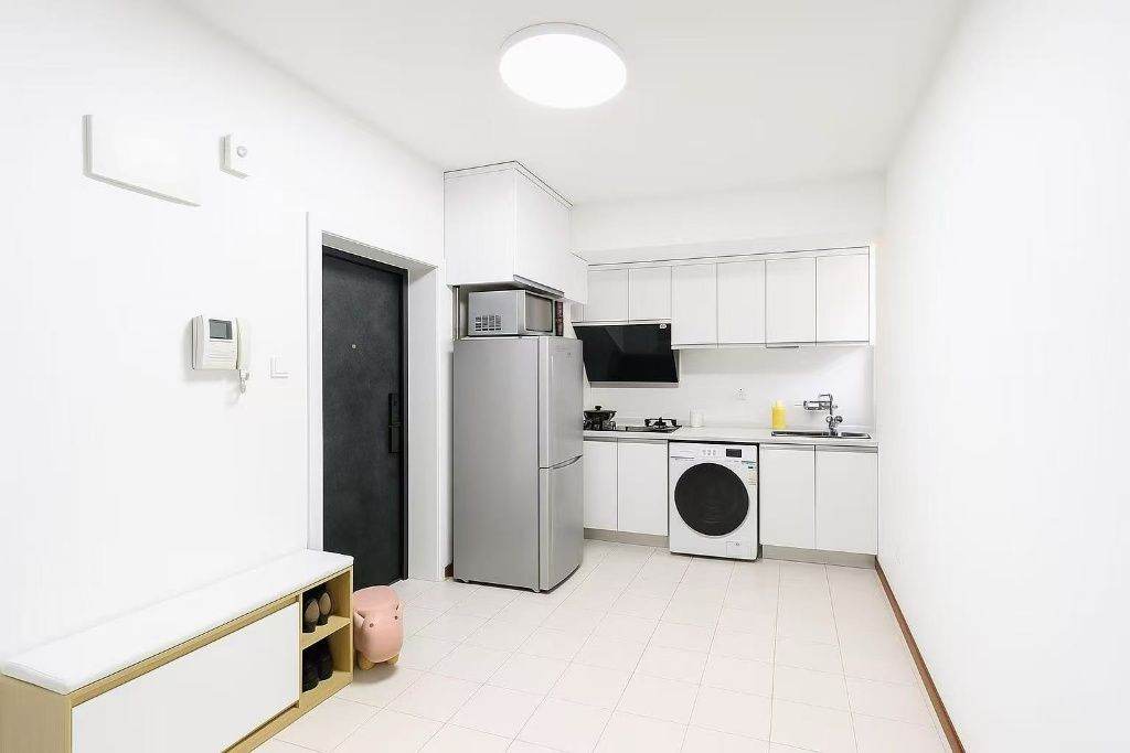 Housing image — Living Room