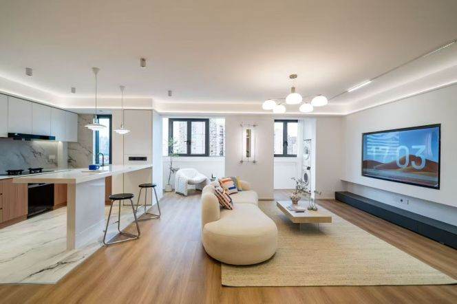 Spacious 2BR Apartment in Jing'an