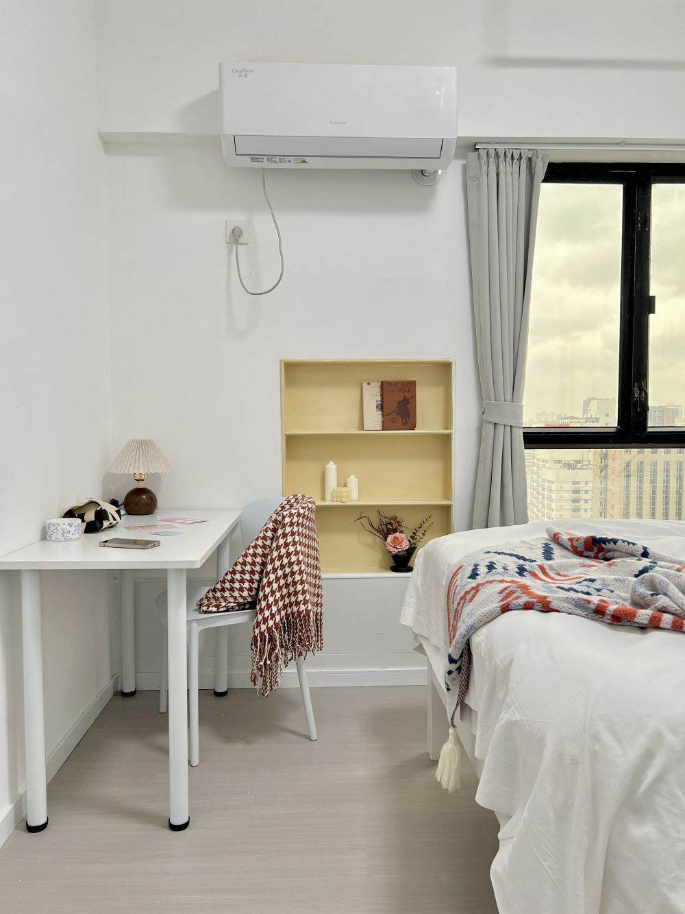 Housing image — Bedroom
