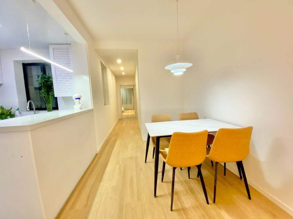 Housing image — Dining Area