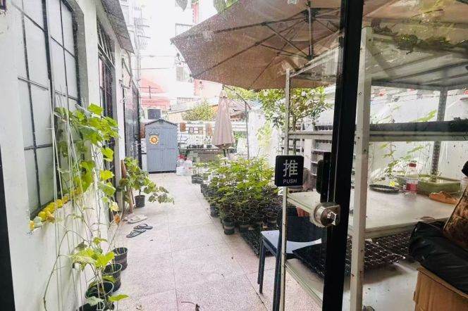 2BR Apartment in Old Xuhui with Private Garden (L10)
